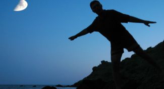 Картинка по теме - как лечить лунатизм