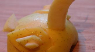 Картинка по теме - как сделать лебедя из яблока