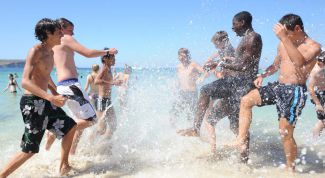 Картинка по теме - как выбрать плавки