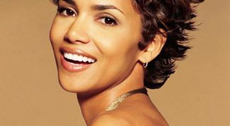 Картинка по теме - как сделать кудри на коротких волосах