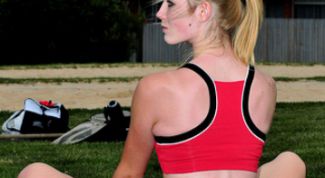 Картинка по теме - как выровнять осанку