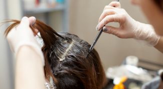 Картинка по теме - как закрасить седину хной