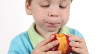 Картинка по теме - как заставить малыша есть