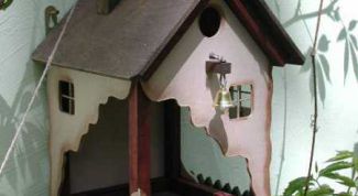 Картинка по теме - как украсить кормушку