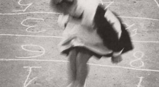 Картинка по теме - как играть в «классики»