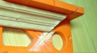 Картинка по теме - как сделать правильный угол у плинтуса