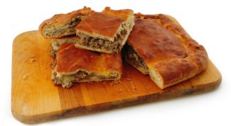 Картинка по теме - как приготовить мясной пирог