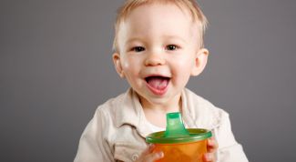 Картинка по теме - как приучить ребенка к чашке