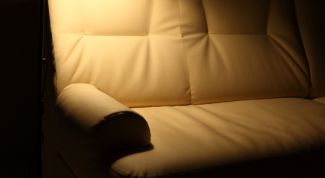 Картинка по теме - как очистить кожаный диван