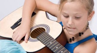 Картинка по теме - как выбрать аккустическую гитару