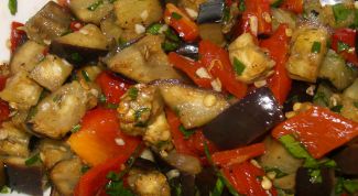 Картинка по теме - как готовить салат из баклажанов