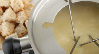 Картинка по теме - как приготовить сырное фондю