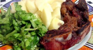 Картинка по теме - как приготовить свинину на косточке