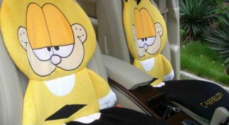 Картинка по теме - как надевать чехлы на сидения