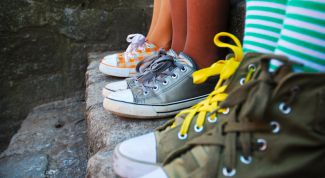 Картинка по теме - как носить высокие кеды