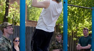 Картинка по теме - как научить подтягиваться