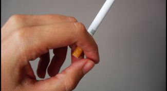 Картинка по теме - как отучить соседа курить в подъезде