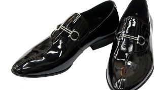 Картинка по теме - как лакировать кожу