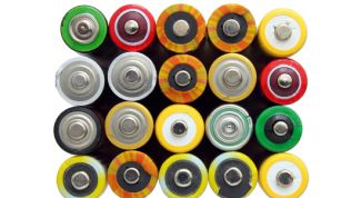 Картинка по теме - как вставить батарейки