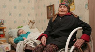 Картинка по теме - как определить в дом престарелых