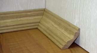 Картинка по теме - как обрезать плинтус в углу