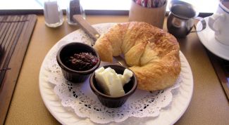 Картинка по теме - как испечь круассаны