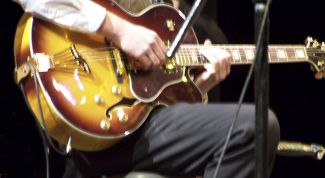 Картинка по теме - как научиться играть на гитаре ноты