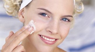 Картинка по теме - как избавиться от красного оттенка кожи