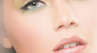 Картинка по теме - как сделать повседневный макияж