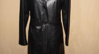 Картинка по теме - как почистить кожаный плащ