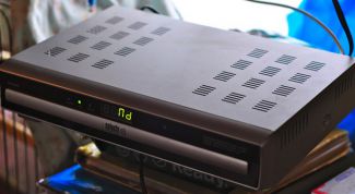 Картинка по теме - как прошить спутниковые тюнеры