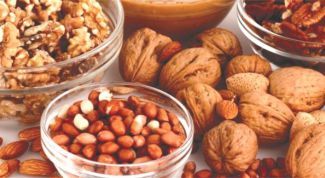 Картинка по теме - как очистить орехи от скорлупы