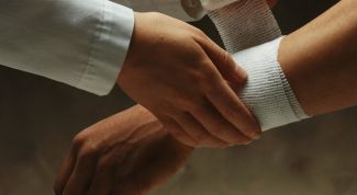 Картинка по теме - как лечить ссадины