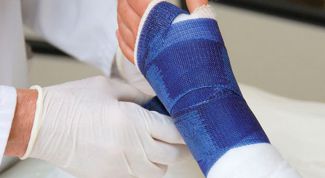 Картинка по теме - как накладывать шину при переломе