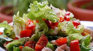 Картинка по теме - как готовить салат из креветок с кукурузой