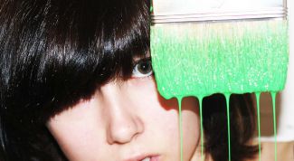 Картинка по теме - как красить флизелиновые обои