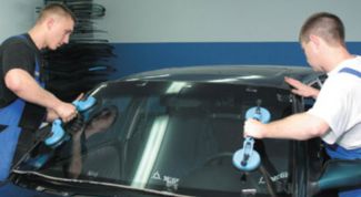 Картинка по теме - как поставить лобовое стекло