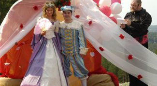 Картинка по теме - как отметить первую годовщину свадьбы