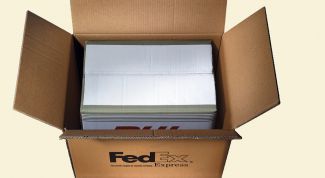 Картинка по теме - как обшить посылку тканью