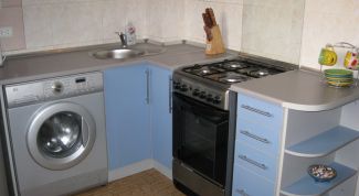 Картинка по теме - как разместить мебель в маленькой кухне