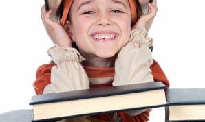 Картинка по теме - как заставить себя читать книги