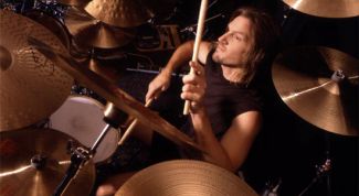 Картинка по теме - как научиться играть на барабанах в домашних условиях