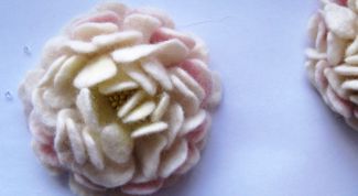 Картинка по теме - как сделать украшения из ткани