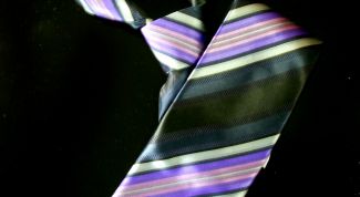 Картинка по теме - как почистить галстук