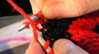 Картинка по теме - как держать спицы