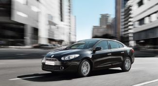 Картинка по теме - как открыть капот renault