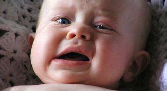 Картинка по теме - как узнать, что режутся зубки