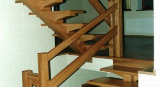Картинка по теме - как сделать лестницу из дерева