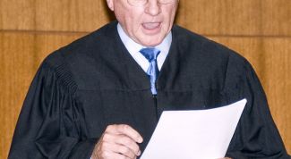 Картинка по теме - как отсрочить суд