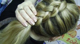 Картинка по теме - как плести косы дракончиком